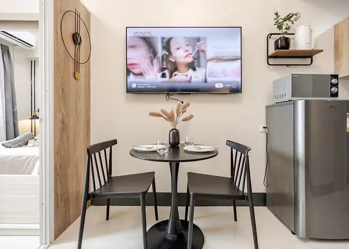 Kajas Luxe At Primeworld District Near Mactan-cebu International Airport Aparthotel